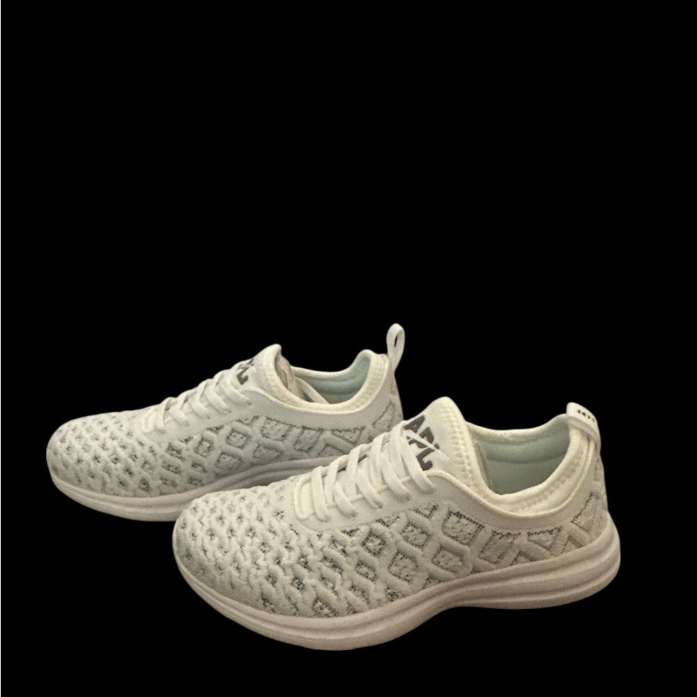 APL Women’s Techloom Phantom Sneakers White/Smoke Size 5 - Picture 5 of 9